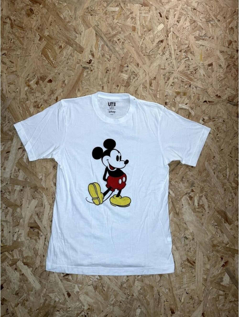 Disney Mickey Mouse Uniqlo UT Graphic T-Shirt Mens Small White Short Sleeve Tee